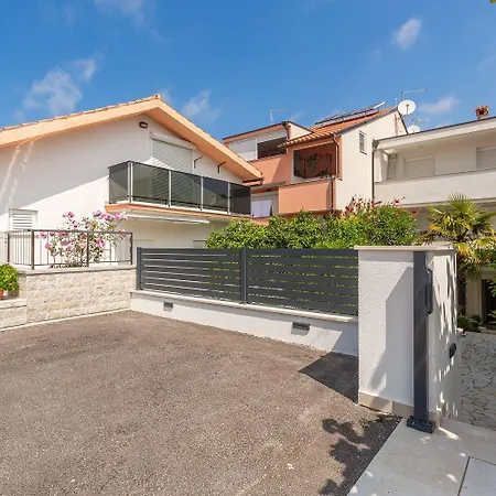 Hundefreundliches Mit Mediterranem Garten - 600 Meter Zum Apartamento *